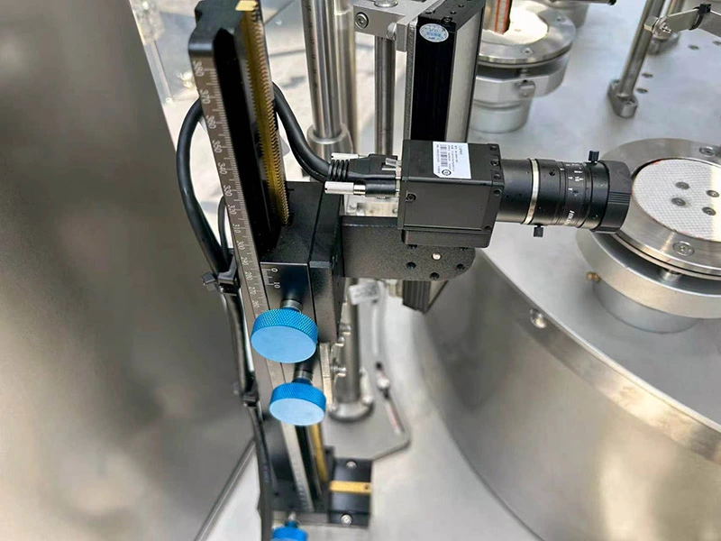 Square Bottle Opp Labeling Machine