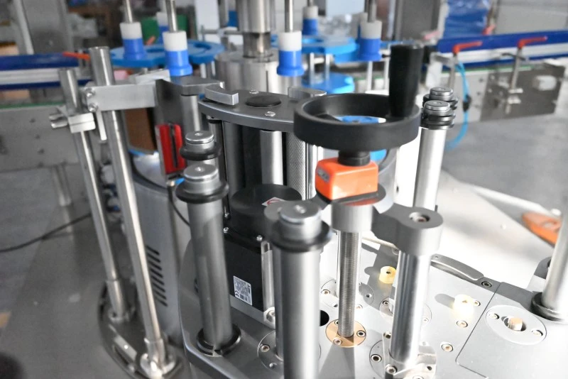 Condiment Bottle Self Adhesive Labeling Machine