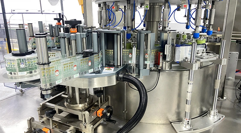 Fully Automatic Labeling Machines